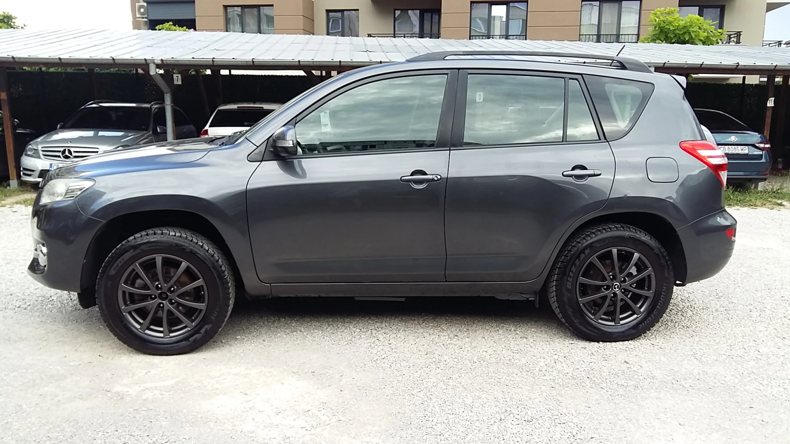 Toyota Rav4 2.0i16v-4x4-Sport Edition!, снимка 8 - Автомобили и джипове - 55326771
