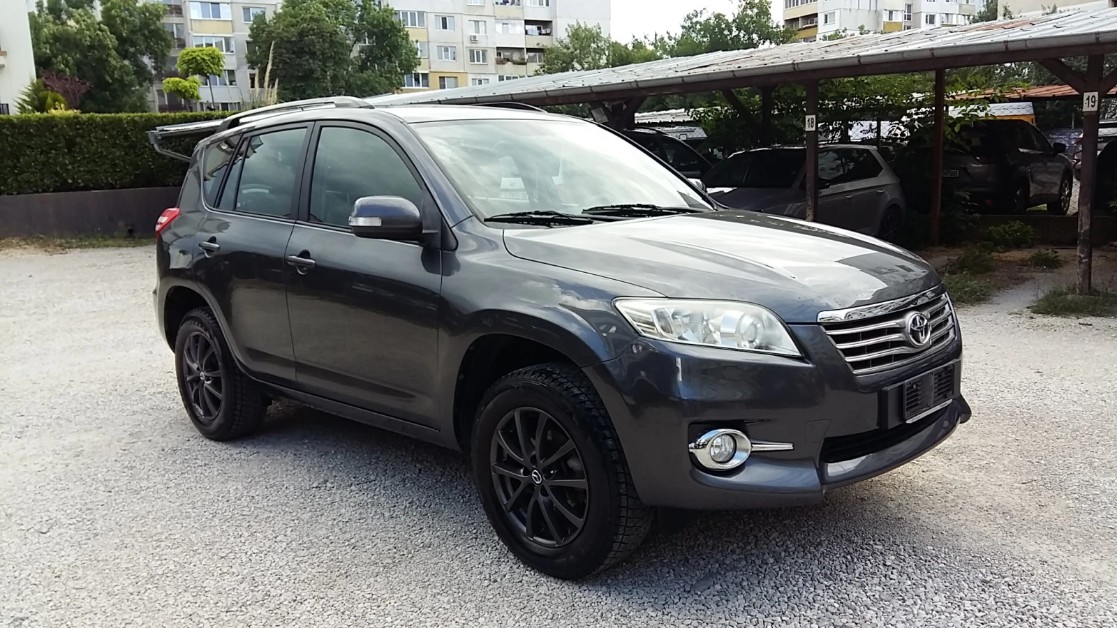 Toyota Rav4 2.0i16v-4x4-Sport Edition!, снимка 3 - Автомобили и джипове - 55326771
