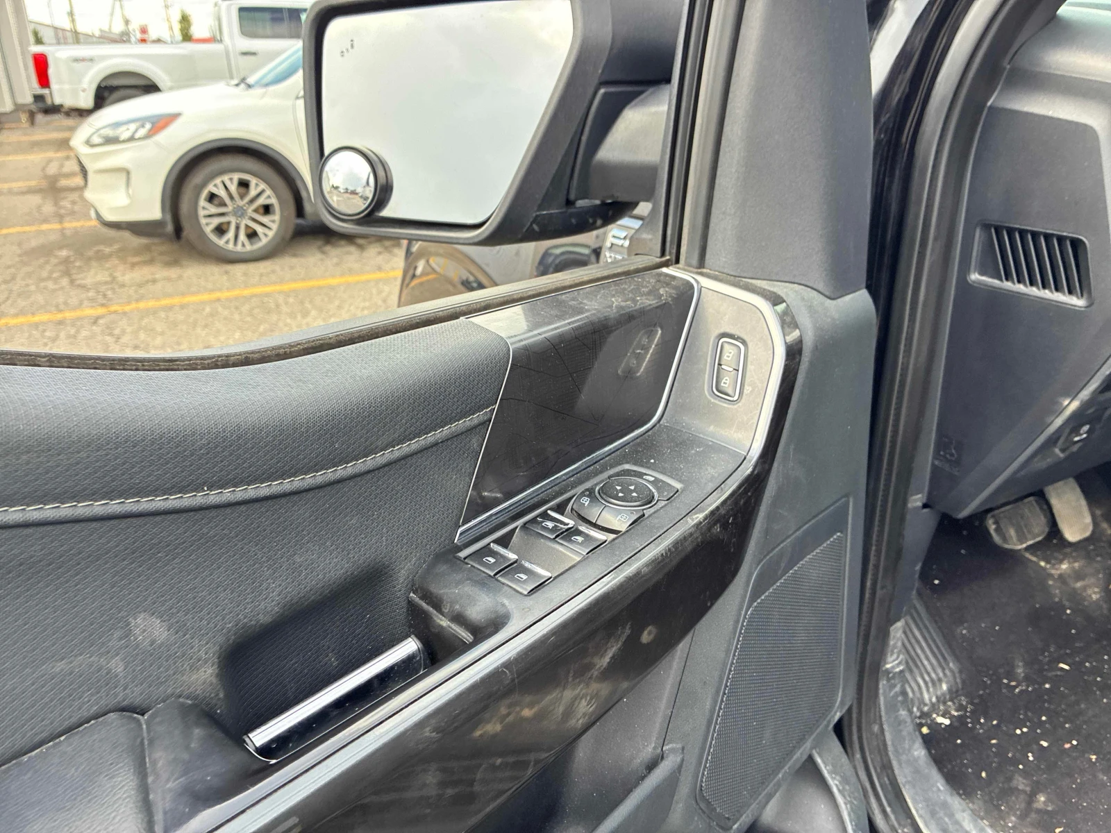 Ford F150 * 4WD SuperCrew Box * АВТОКРЕДИТ * , снимка 11 - Автомобили и джипове - 55801460