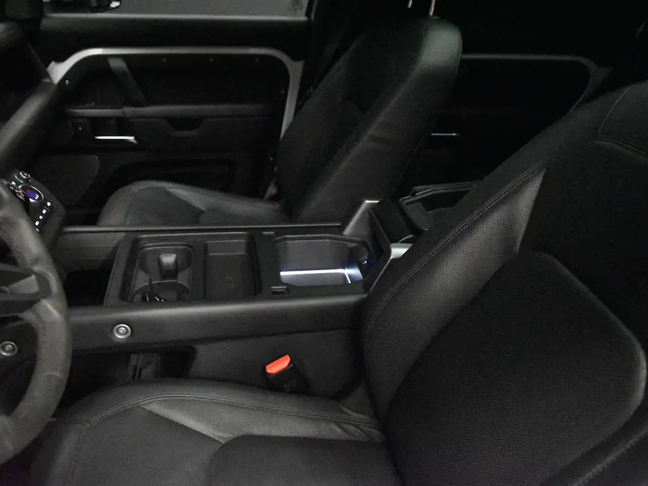 Land Rover Defender 110 V8 AWD / Finance at 4.99% 4x4 | Mobile.bg � ����������� 10
