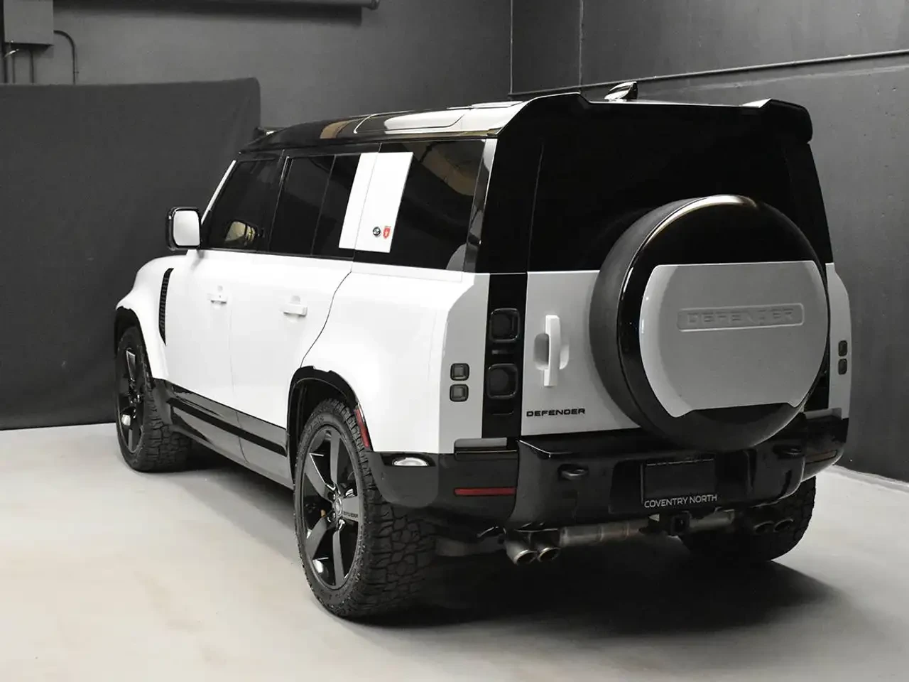 Land Rover Defender 110 V8 AWD / Finance at 4.99% 4x4 | Mobile.bg � ����������� 6