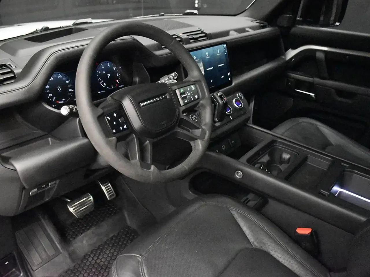 Land Rover Defender 110 V8 AWD / Finance at 4.99% 4x4 | Mobile.bg � ����������� 9