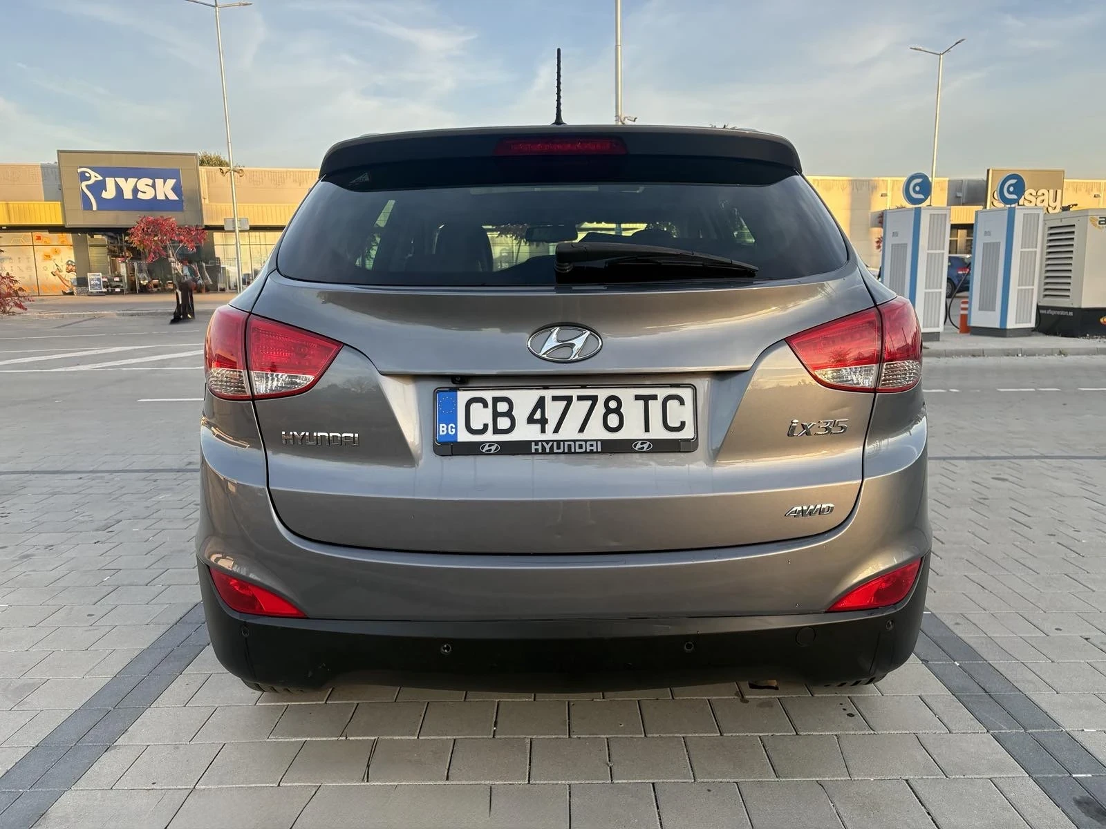Hyundai IX35 2.0 4WD, снимка 4 - Автомобили и джипове - 56585783