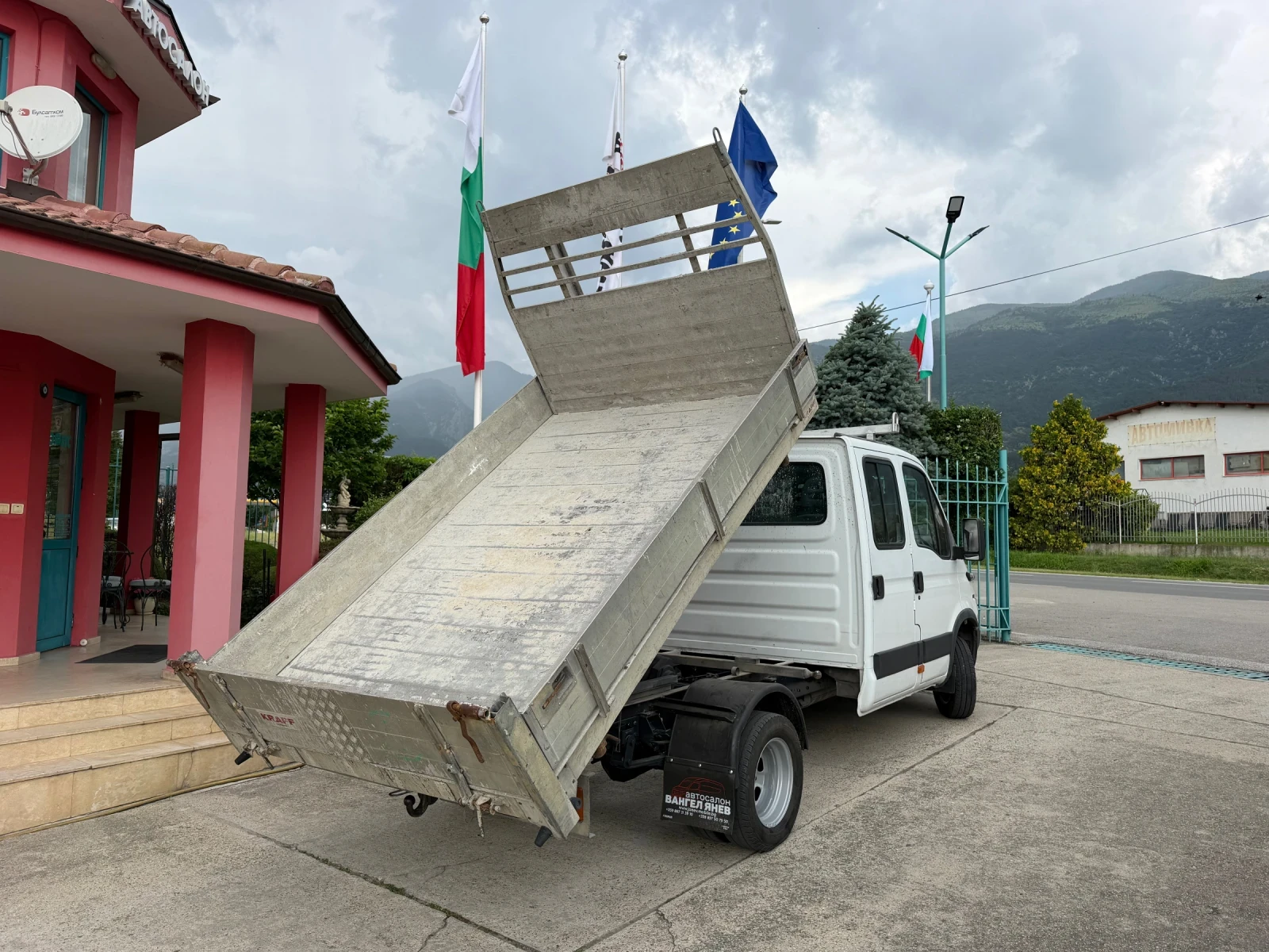 Iveco Daily 3.0HPT* 35C17* Тристранен самосвал* 2.90м кош, снимка 10 - Бусове и автобуси - 54867936