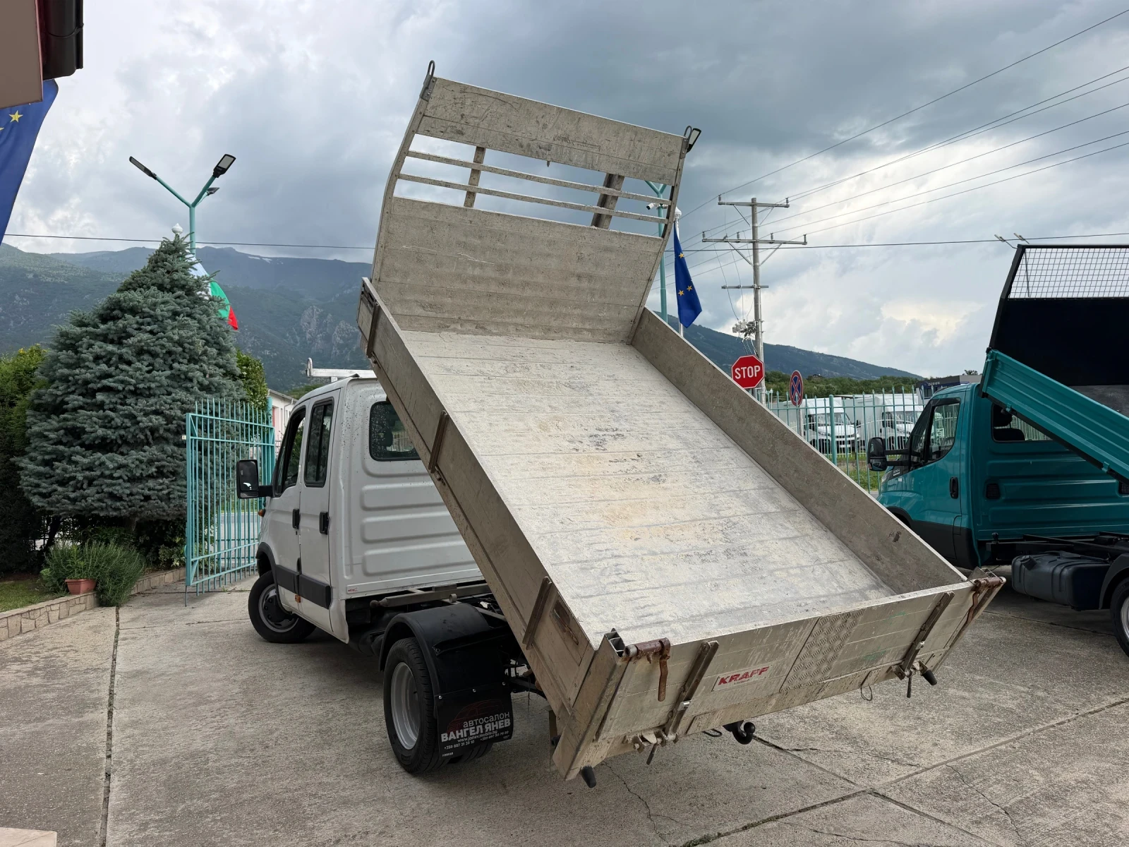 Iveco Daily 3.0HPT* 35C17* Тристранен самосвал* 2.90м кош, снимка 9 - Бусове и автобуси - 54867936