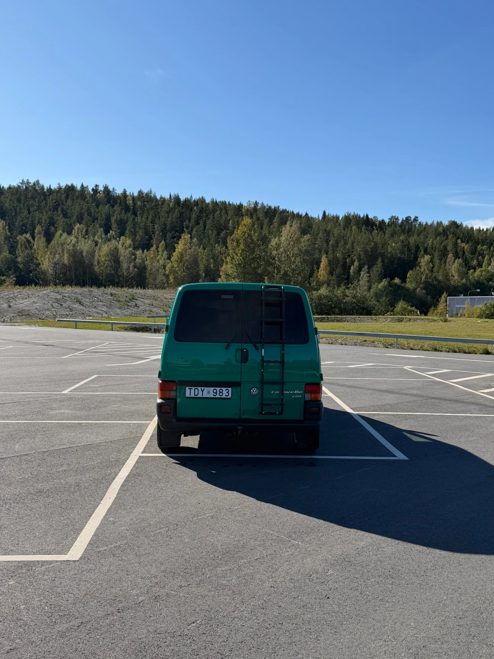 VW Caravelle 2.5tdi, снимка 9 - Бусове и автобуси - 56413866