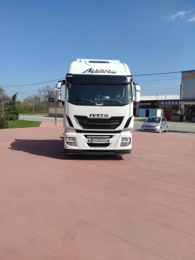 Iveco Stralis влекач, снимка 1 - Камиони - 45098095