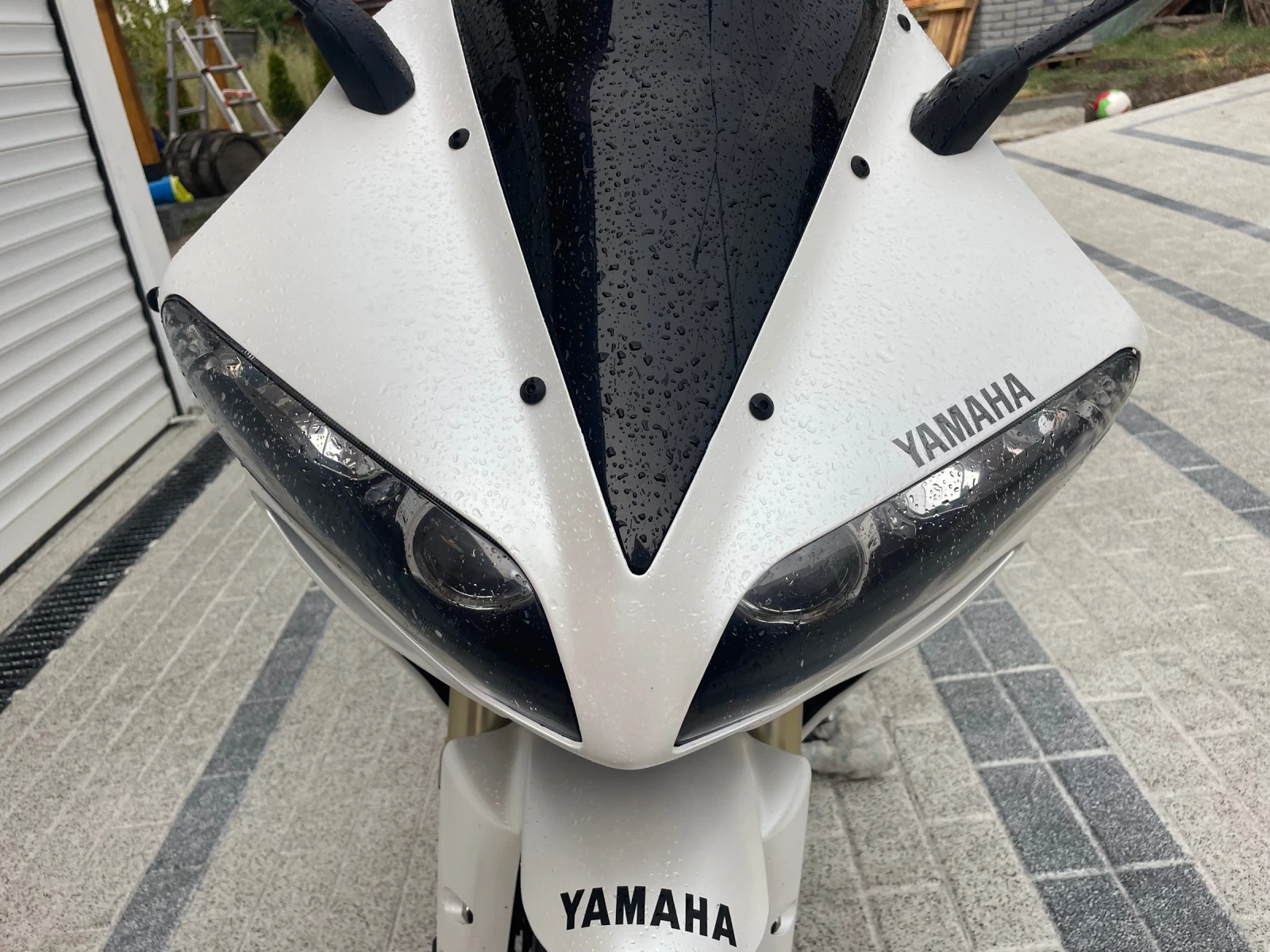 Yamaha YZF-R1  - изображение 8