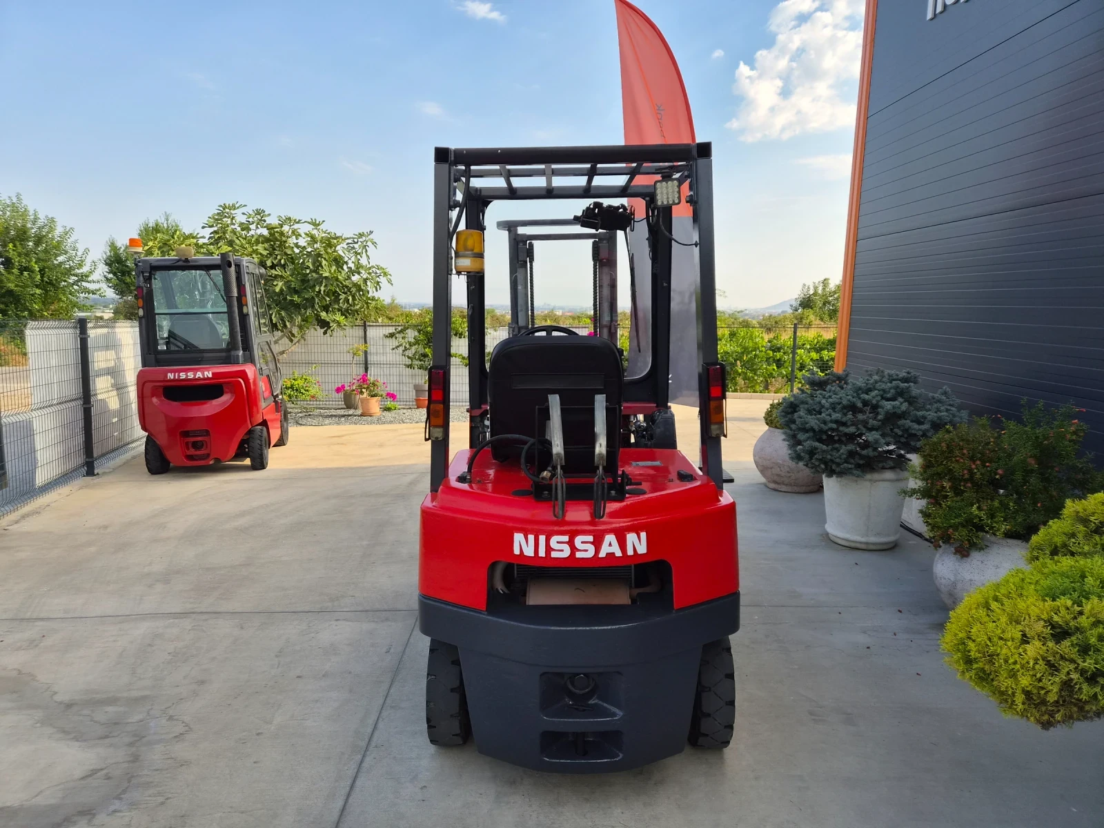 Мотокар Nissan АВТОМАТ / ГАЗ + БЕНЗИН / БЕЗ ЕЛЕКТРОНИКА !!!, снимка 4 - Индустриална техника - 54024286