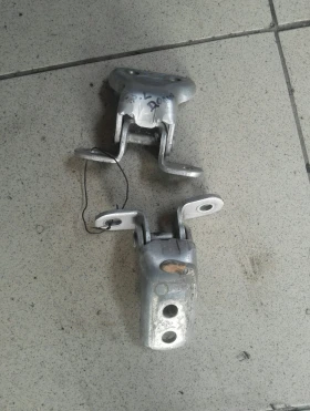 Панти врата предна лява (горна и долна) Тойота Рав4 комплект