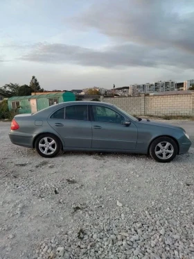 Mercedes-Benz E 220, снимка 8