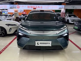 BYD Tang undefined | Auto.bg — изображение 5