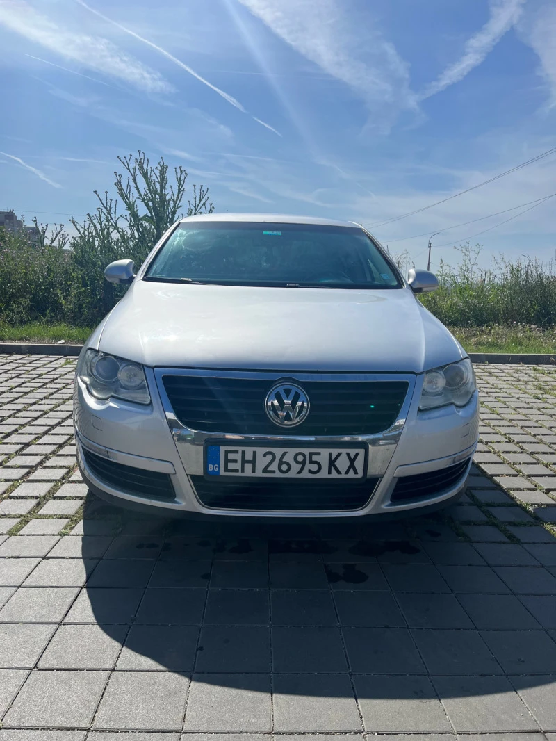 VW Passat B6 , снимка 1 - Автомобили и джипове - 46933443