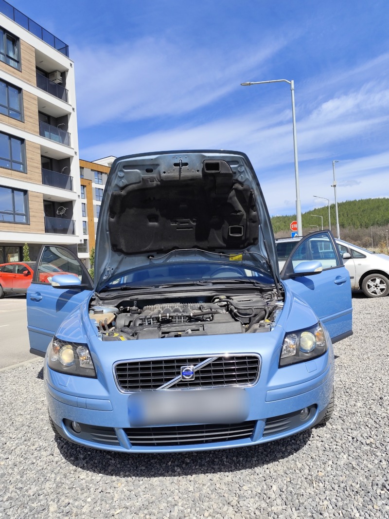 Volvo S40 2.4 атмосферен, снимка 3 - Автомобили и джипове - 46226202