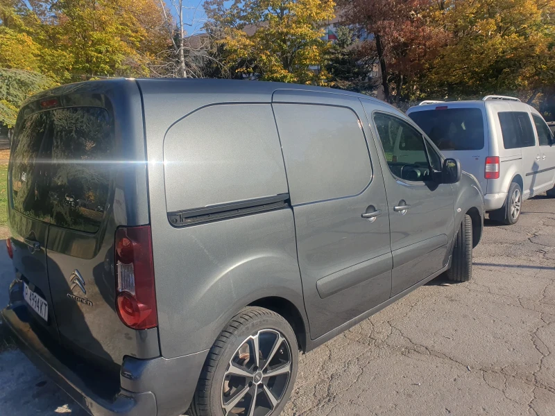 Citroen Berlingo 1600, снимка 10 - Автомобили и джипове - 47810368