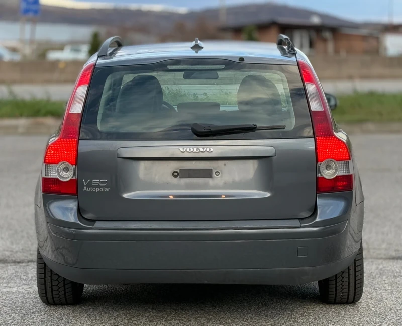 Volvo V50 1.8i 125к.с * ГАЗ* , снимка 5 - Автомобили и джипове - 48070788