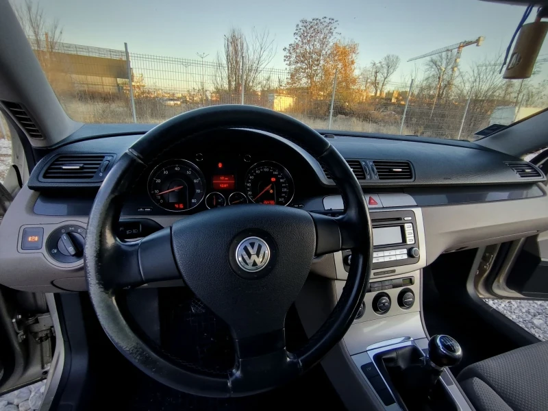 VW Passat 2.0 FSI 4Motion , снимка 7 - Автомобили и джипове - 48130835