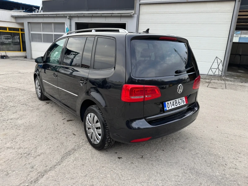 VW Touran 2.0TDI 7 места, снимка 4 - Автомобили и джипове - 49469914