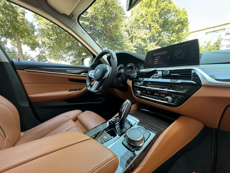 BMW 530 M-PACK * MAT* XDRiVE* , снимка 7 - Автомобили и джипове - 52421940