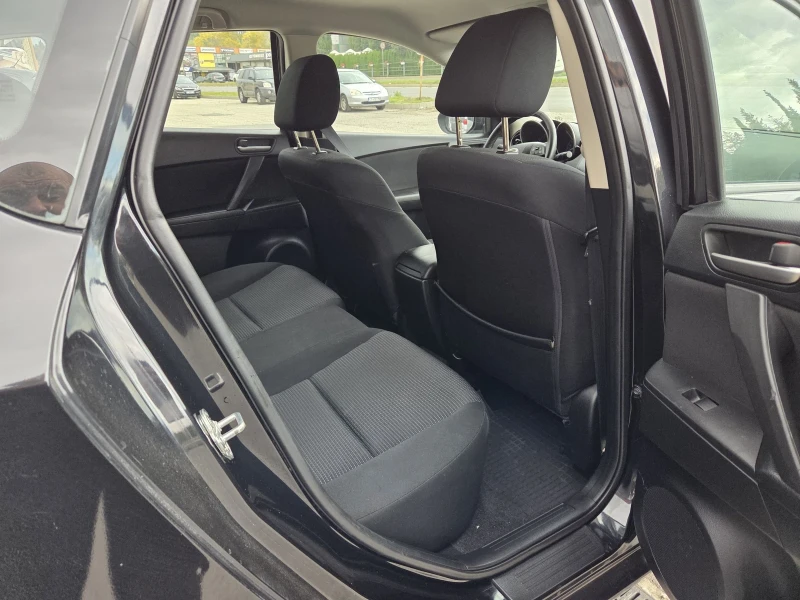 Mazda 3 1, 6 diesel 105 hp, снимка 10 - Автомобили и джипове - 52068338