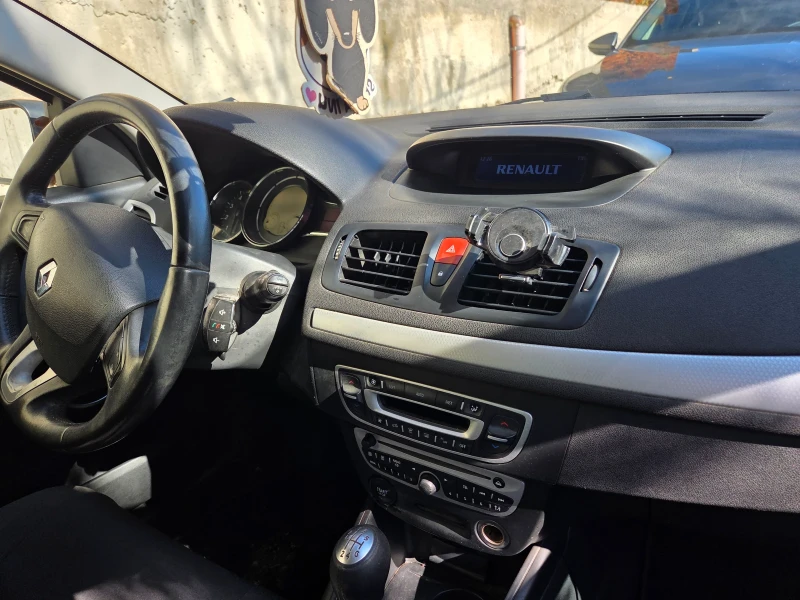 Renault Megane Megan3, снимка 9 - Автомобили и джипове - 53474970