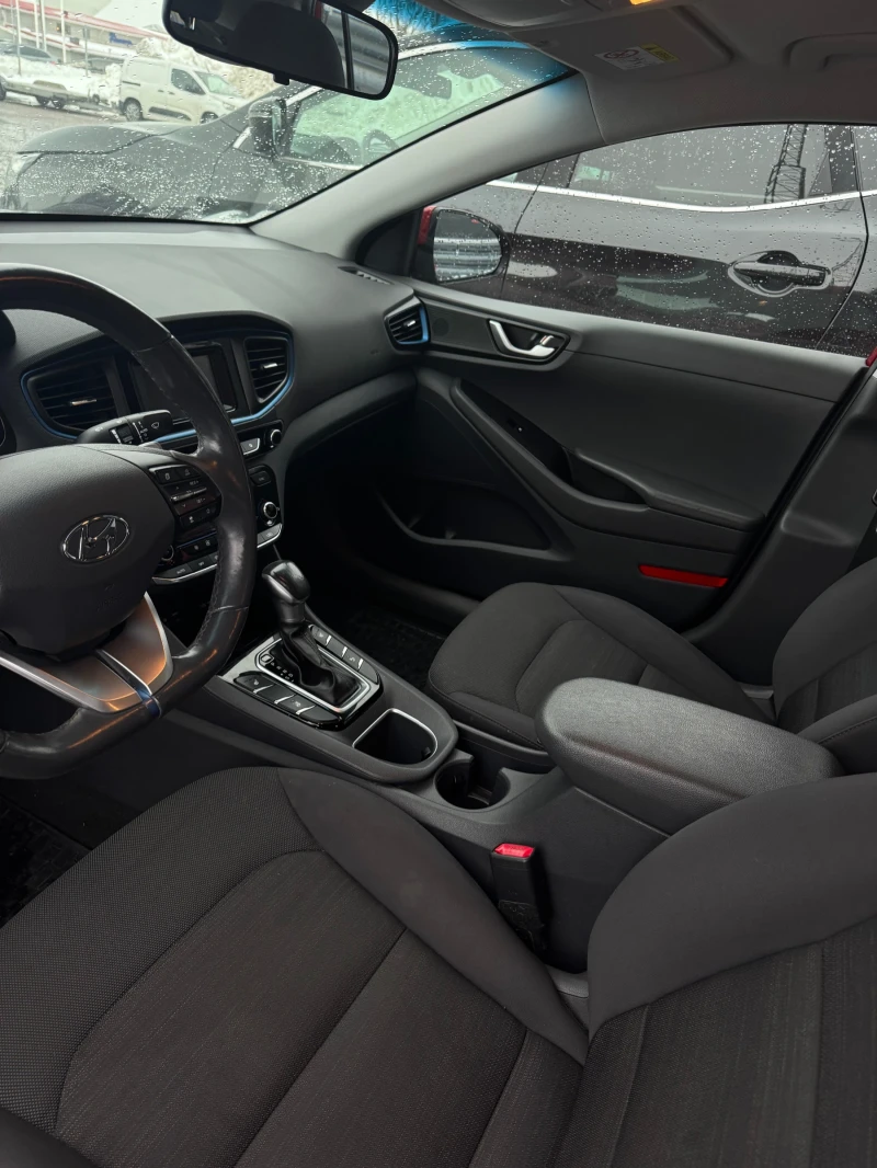 Hyundai Ioniq 1, 6 hybryd eco, снимка 5 - Автомобили и джипове - 53156361