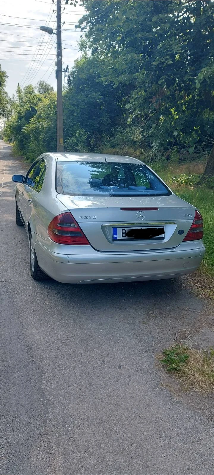 Mercedes-Benz E 270, снимка 2 - Автомобили и джипове - 51886351