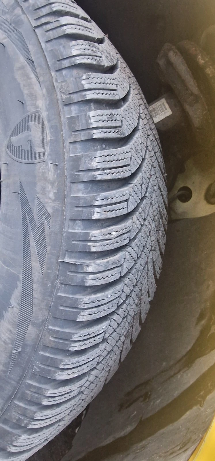 VW Caddy Метан, снимка 5 - Автомобили и джипове - 53004523