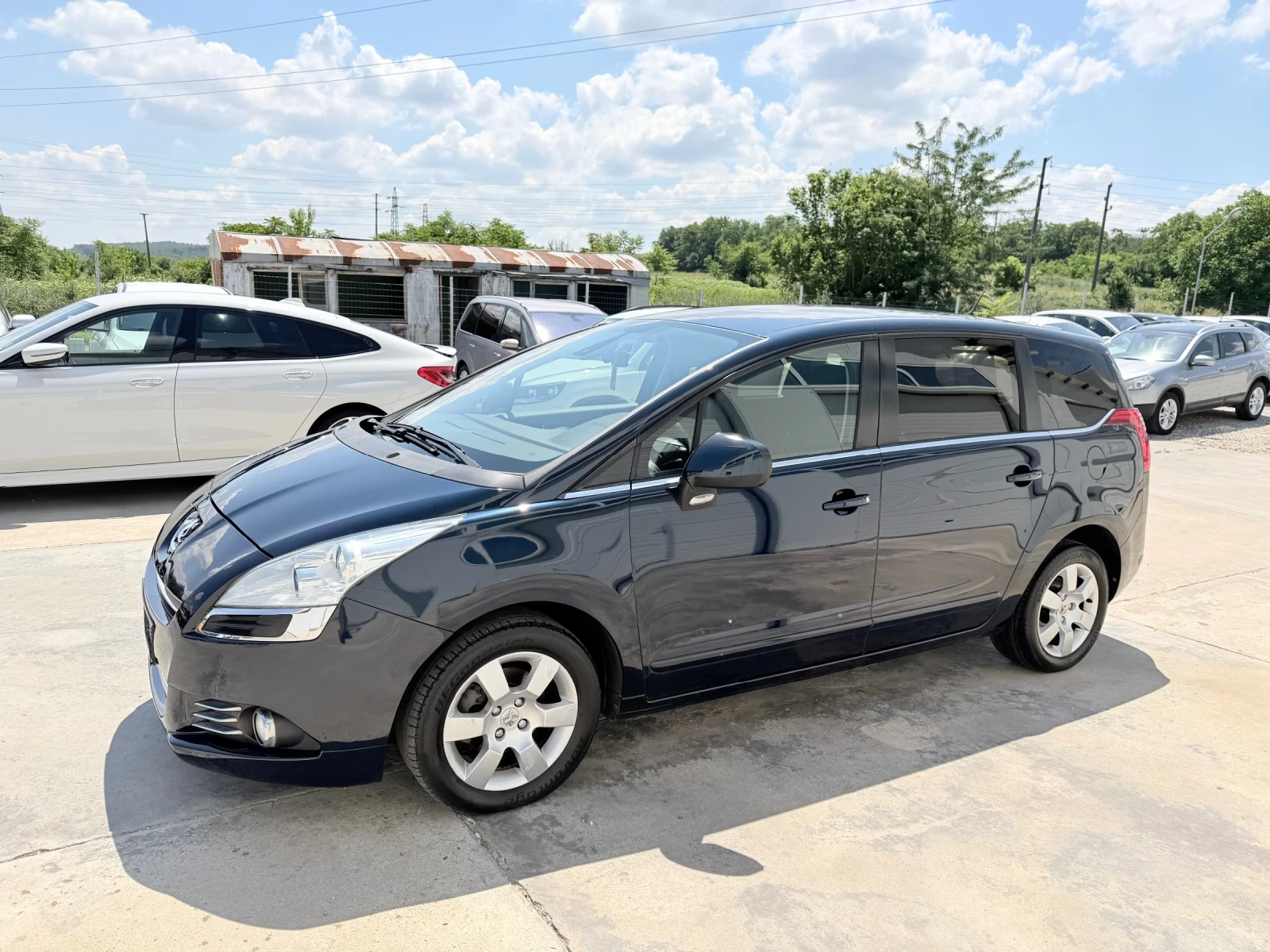 Peugeot 5008 1.6hdi 112k* 7 mesta* UNIKAT* , снимка 3 - Автомобили и джипове - 39288763