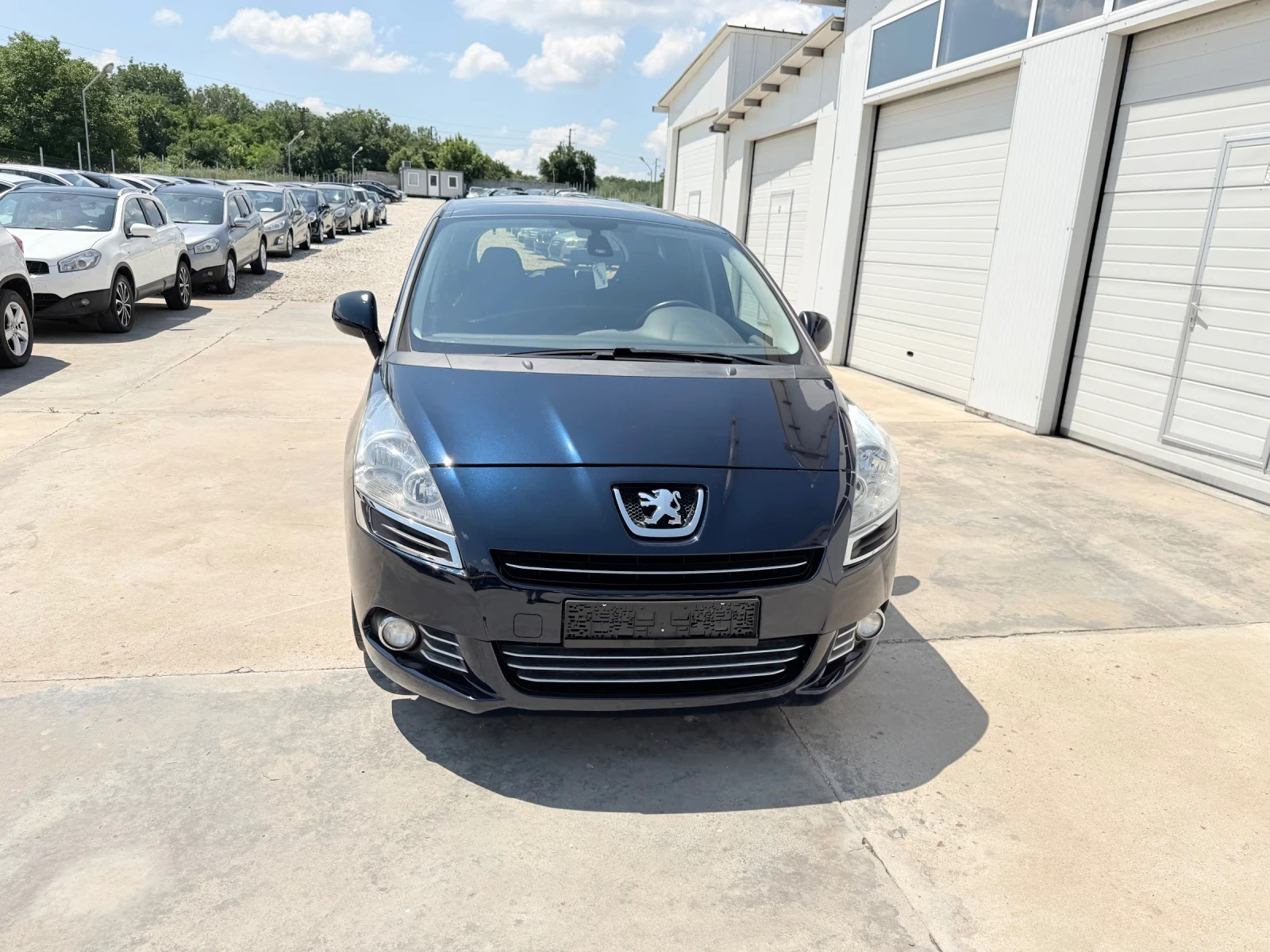 Peugeot 5008 1.6hdi 112k* 7 mesta* UNIKAT* , снимка 11 - Автомобили и джипове - 39288763