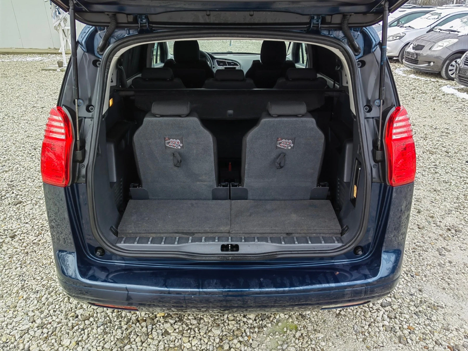 Peugeot 5008 1.6hdi 112k* 7 mesta* UNIKAT*  | Mobile.bg   15