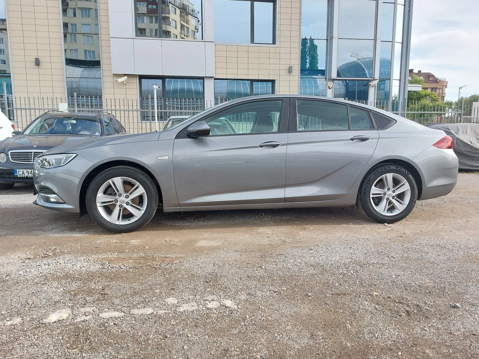 Opel Insignia Grand Sport 1.5 SIDI Turbo Selective - изображение 4