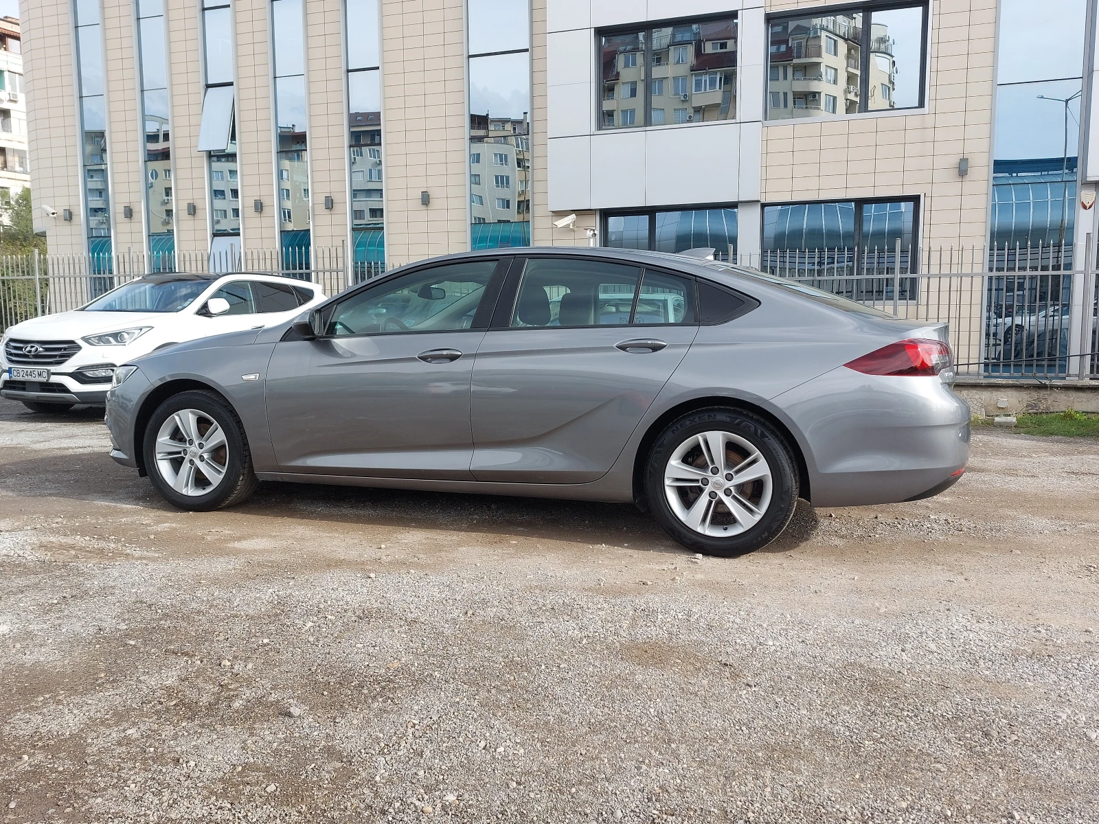 Opel Insignia Grand Sport 1.5 SIDI Turbo Selective - изображение 6