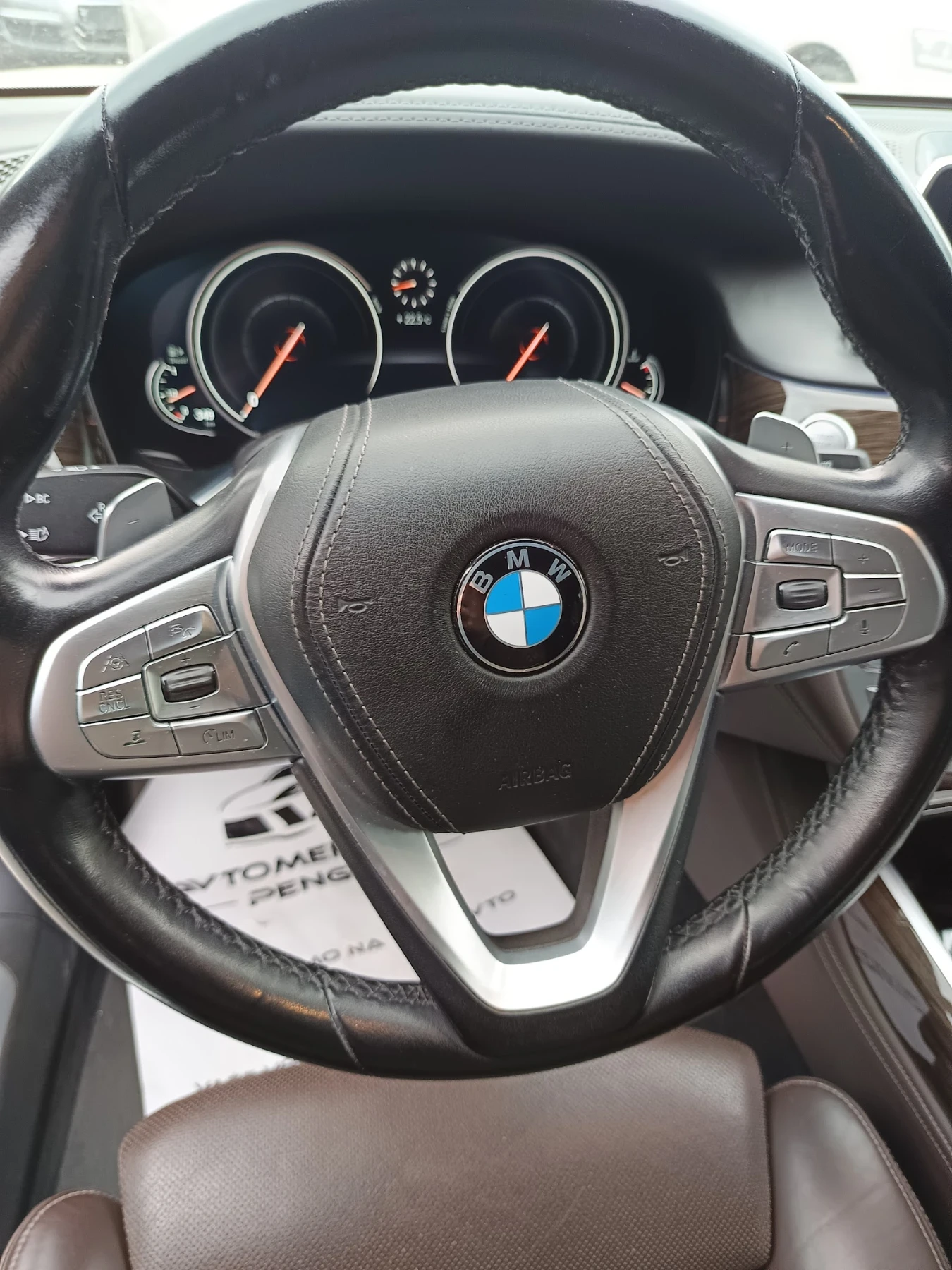 BMW 740  - изображение 9