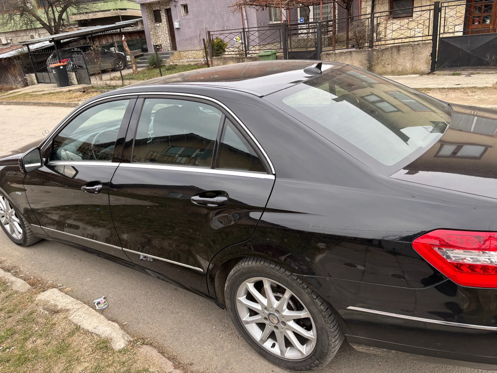 Mercedes-Benz E 250  - изображение 4