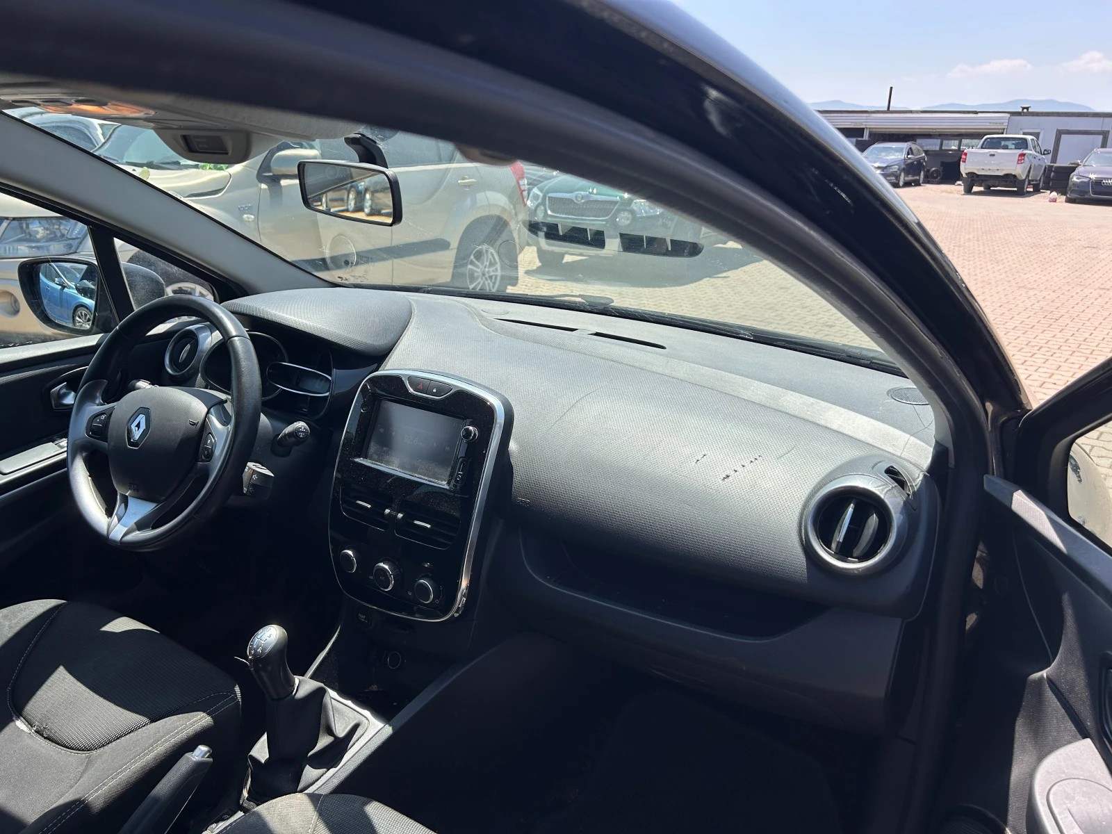 Renault Clio 1.5DCI NAVI EURO 6 - изображение 10