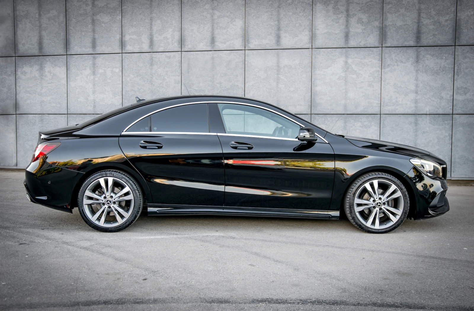 Mercedes-Benz CLA 200  - изображение 5