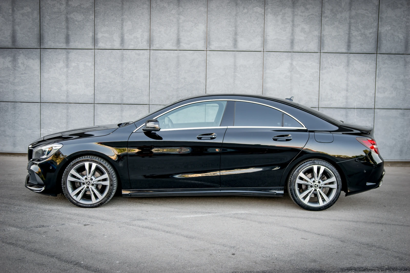 Mercedes-Benz CLA 200  - изображение 2