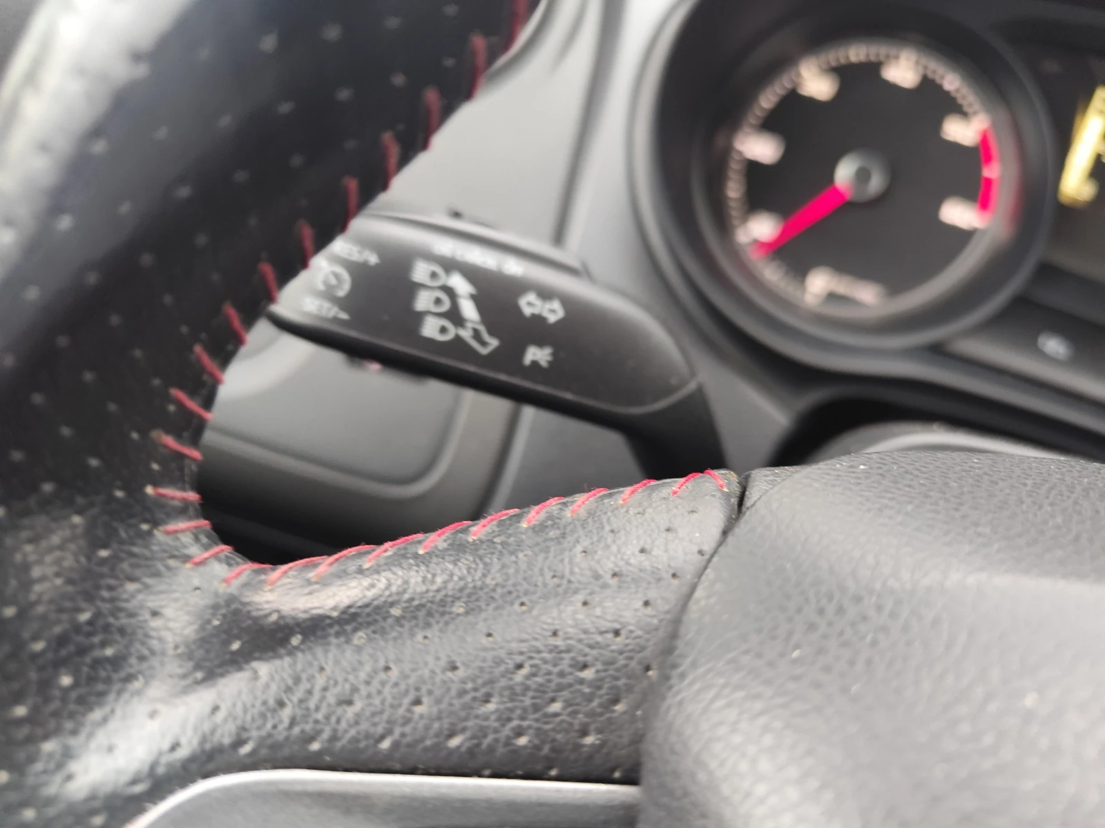 Seat Ibiza 2.0TDi FR EURO5B* LED/XENON*  - изображение 10