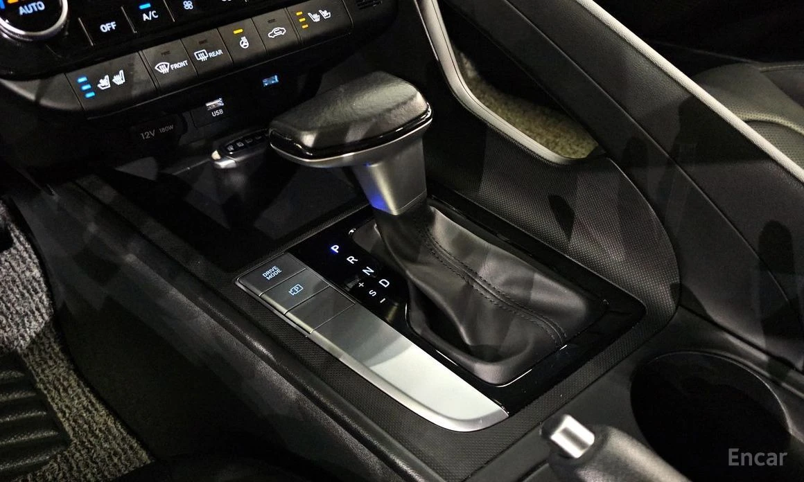 Hyundai Elantra  - изображение 9