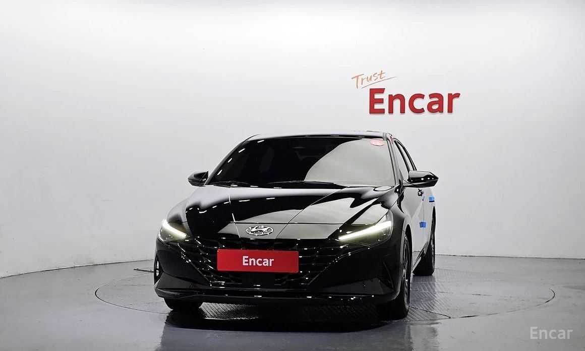 Hyundai Elantra  - изображение 3