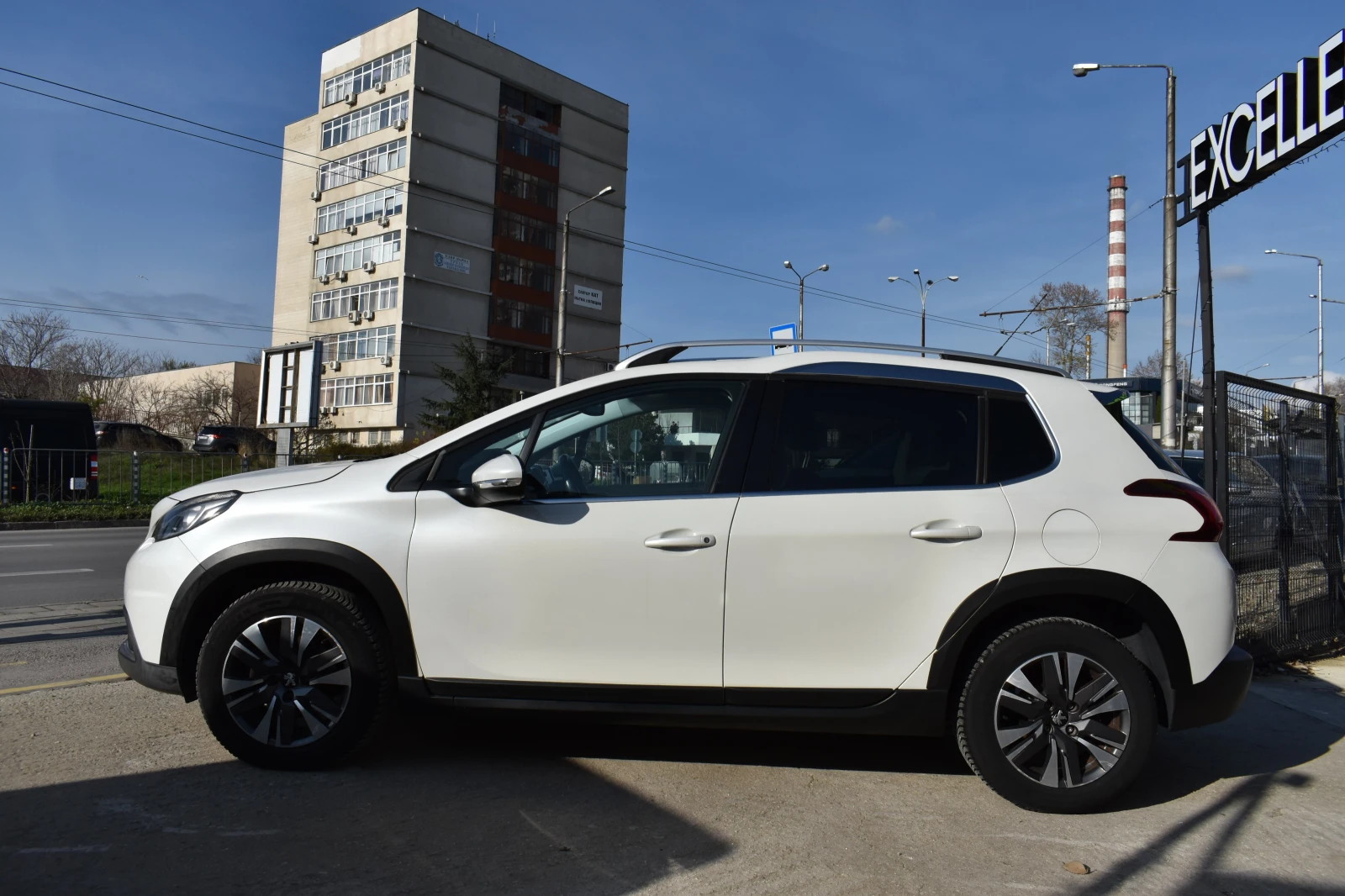 Peugeot 2008 AUTOMAT* 48000KM!!! - изображение 2