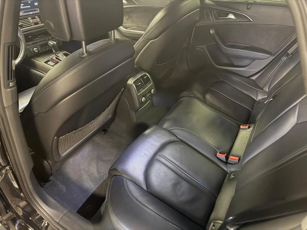 Audi S6 * CLEAN CARAX/ONE OWNER/BLACK OPTICS/CARBON PCKG * - изображение 8