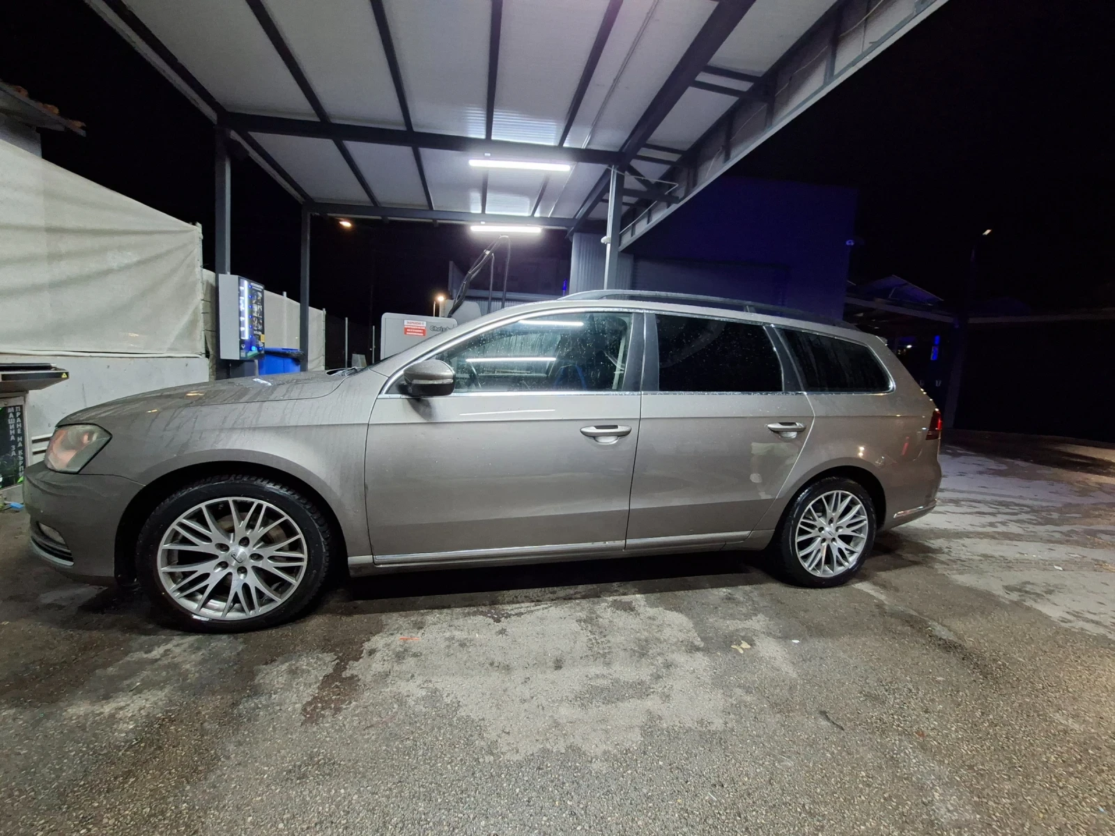 VW Passat 2.0 TDI 140к.с.