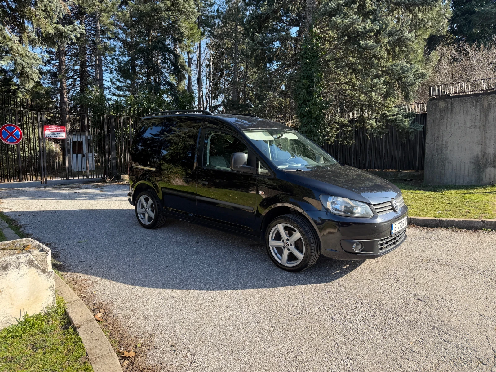 VW Caddy 1.9 105hp, снимка 2 - Автомобили и джипове - 53813834