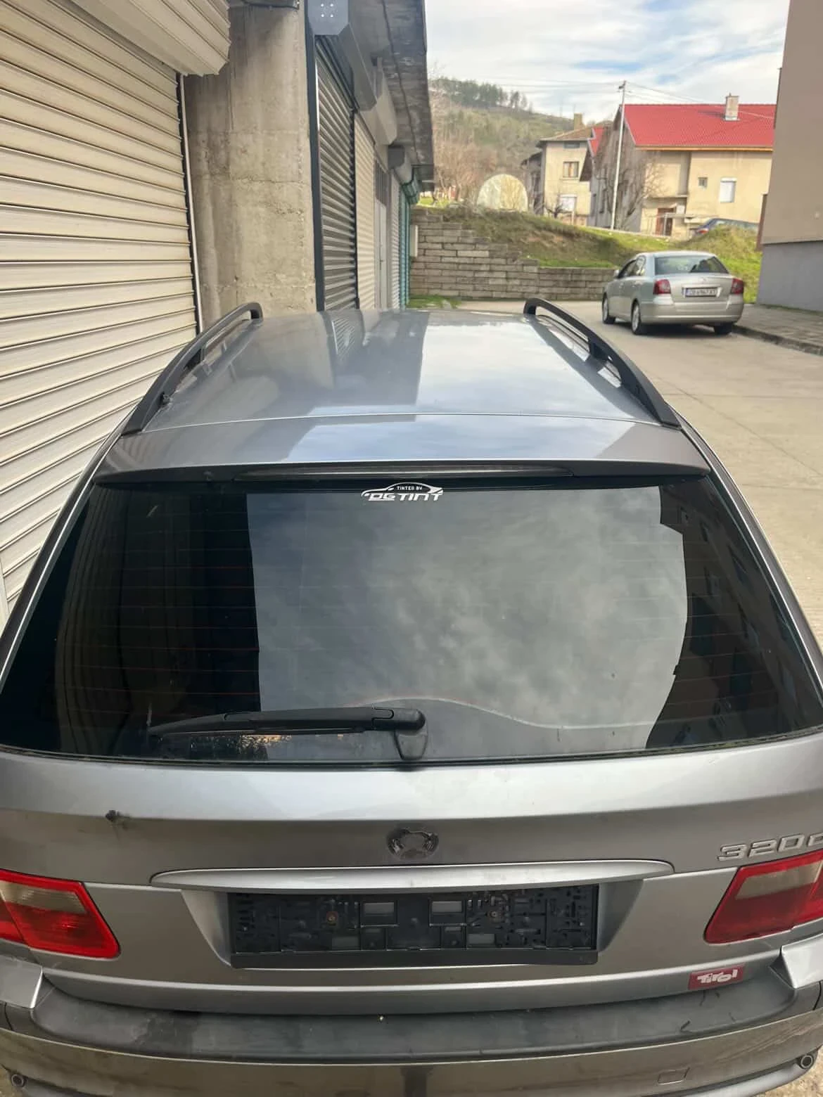 BMW 320, снимка 2 - Автомобили и джипове - 53841250