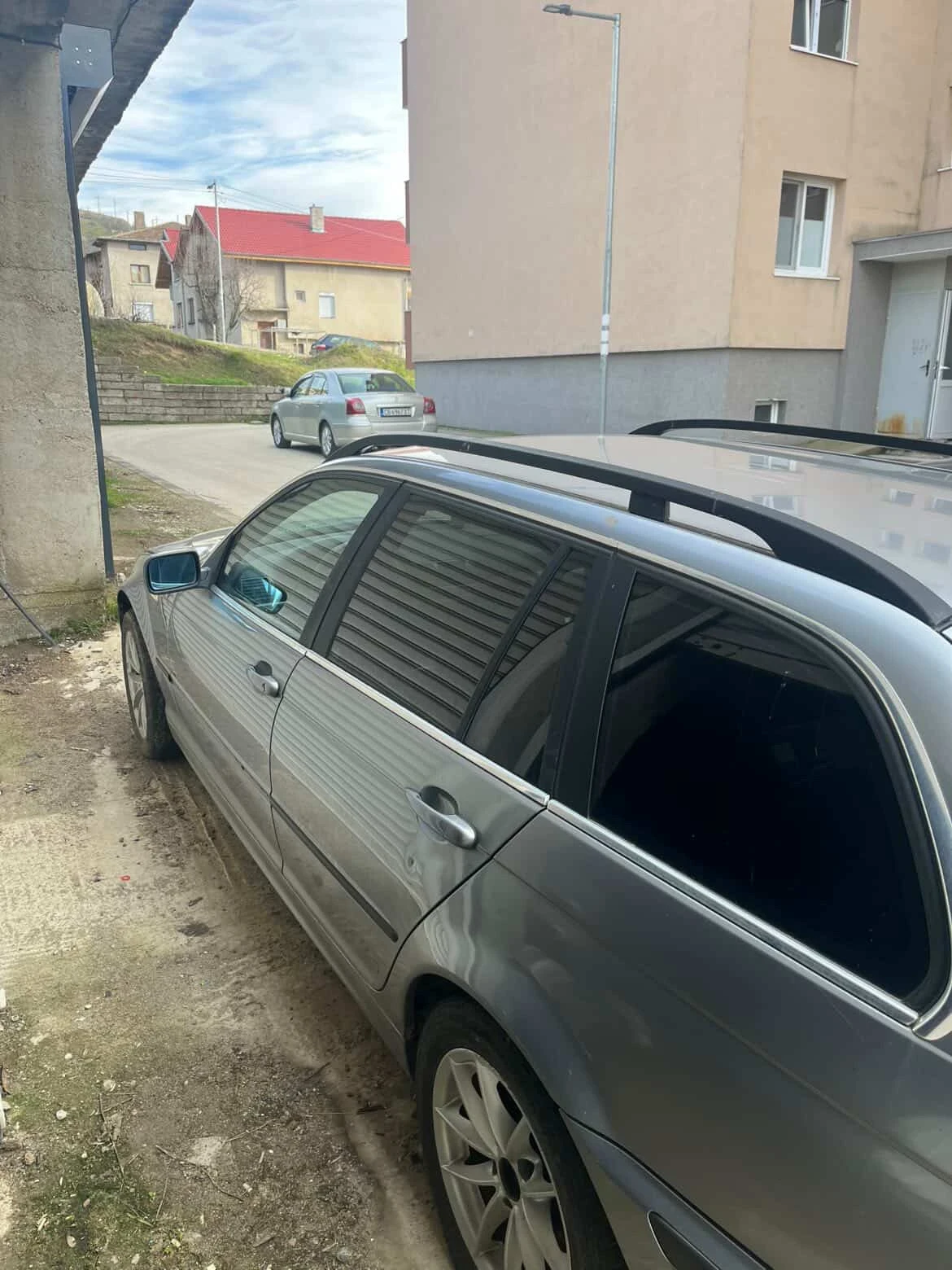 BMW 320, снимка 3 - Автомобили и джипове - 53841250