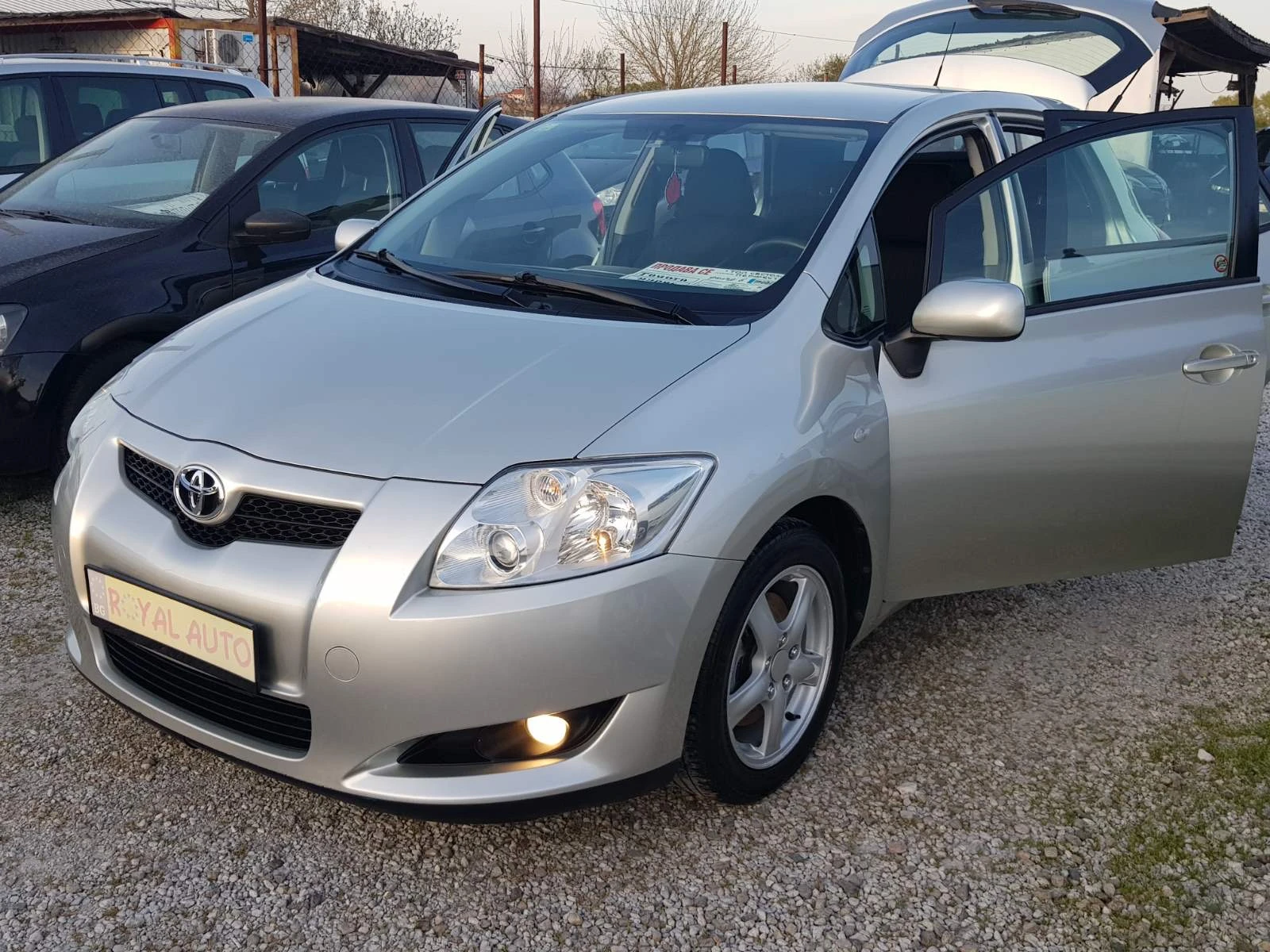 Toyota Auris ЛИЗИНГ-КЛИМАТРОНИК-ТОП, снимка 15 - Автомобили и джипове - 54230211