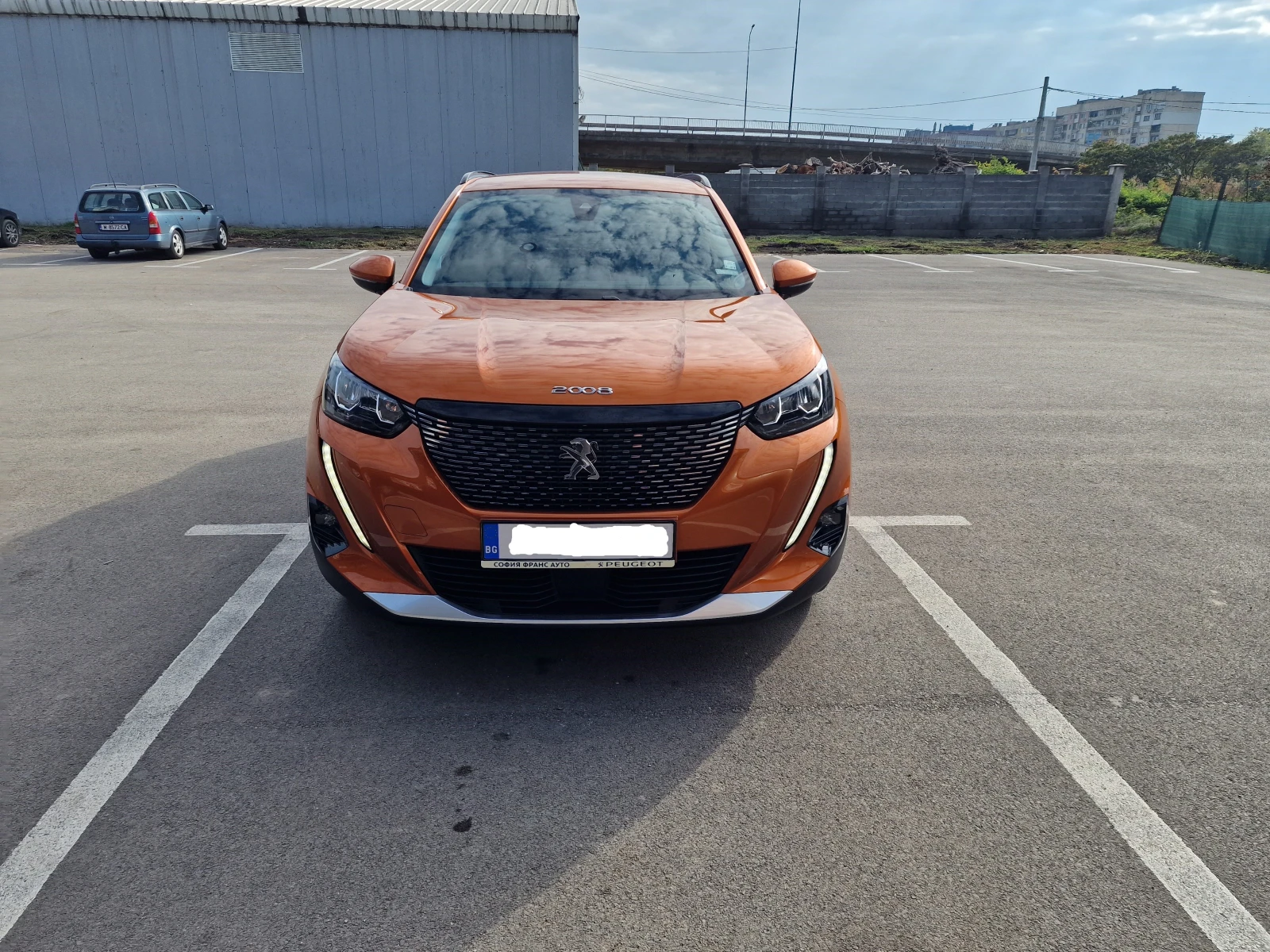 Peugeot 2008 allure, снимка 6 - Автомобили и джипове - 54773389