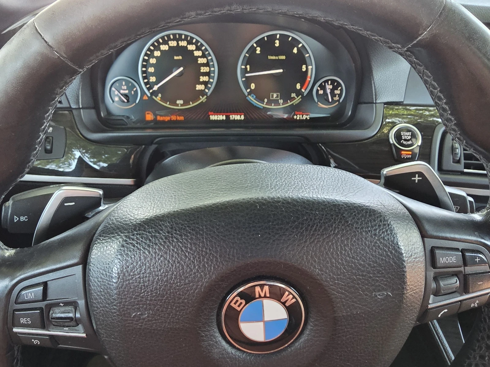 BMW 530 M-packet 3.0 X-drive, снимка 12 - Автомобили и джипове - 54798791